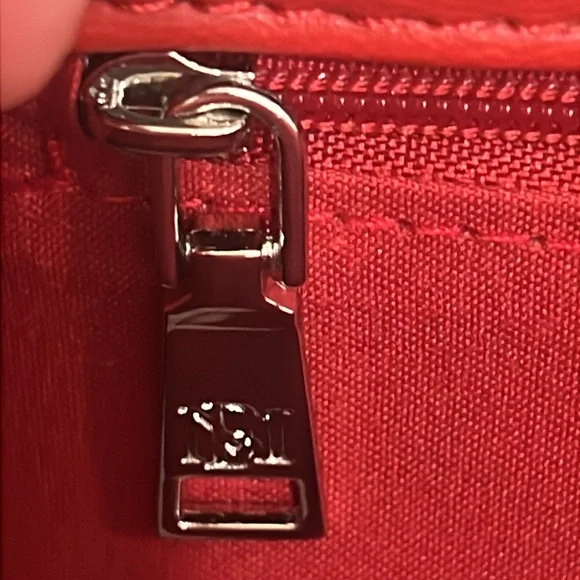 Badgley Mischka Red Quilted Shoulder Bag NWT bundle - Picture 14 of 17